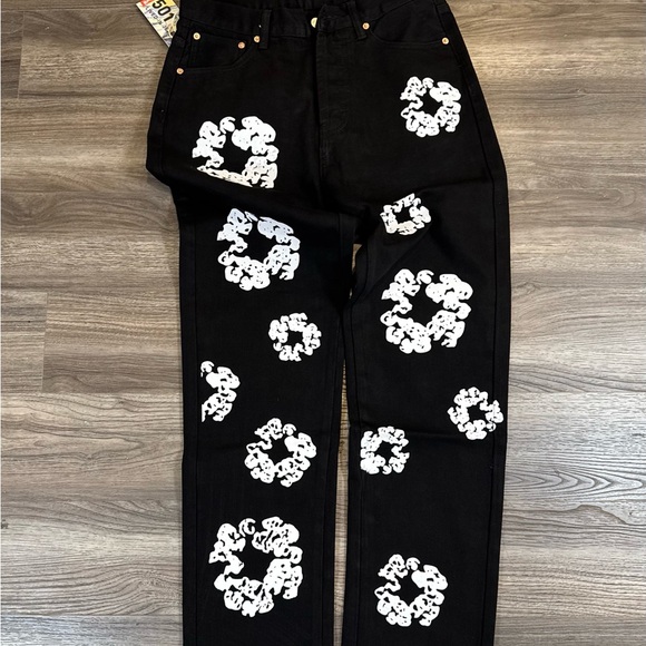 Rare Denim tears Levi's Men's Relaxed Jeans - Black and Gray unisex - Picture 6 of 16